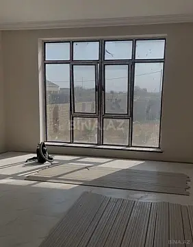 Satılır 5 otaqlı həyət evi 250 m²