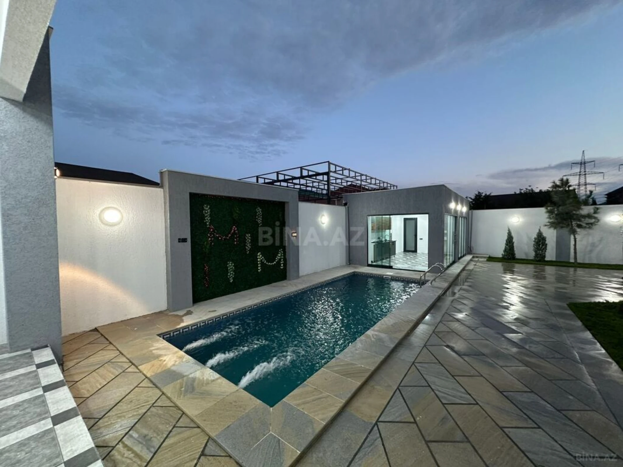 Satılır 4 otaqlı həyət evi 150 m²