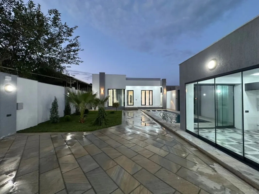 Satılır 4 otaqlı həyət evi 150 m²