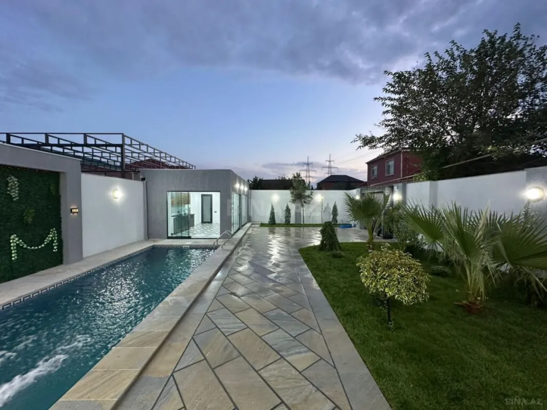 Satılır 4 otaqlı həyət evi 150 m²