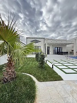 Satılır 4 otaqlı həyət evi 170 m²