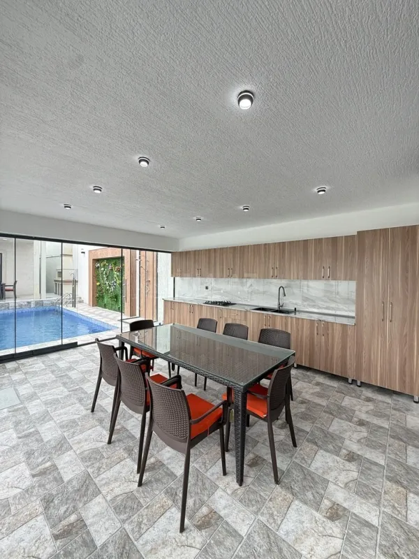 Satılır 4 otaqlı həyət evi 170 m²