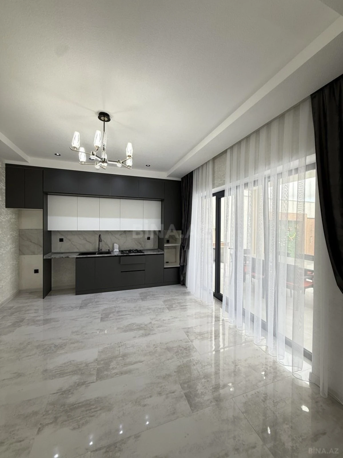 Satılır 4 otaqlı həyət evi 170 m²