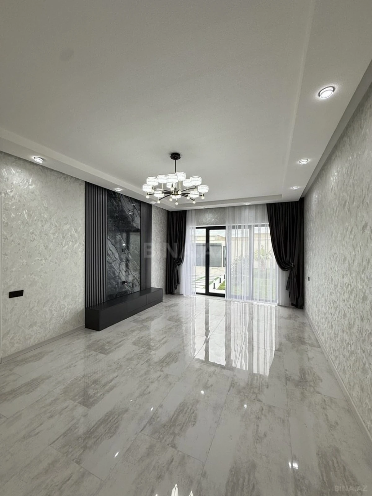 Satılır 4 otaqlı həyət evi 170 m²