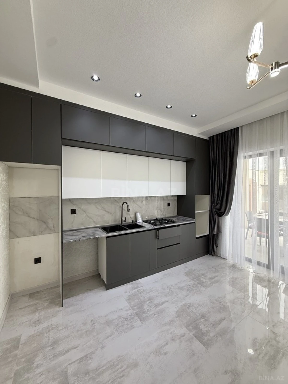 Satılır 4 otaqlı həyət evi 170 m²
