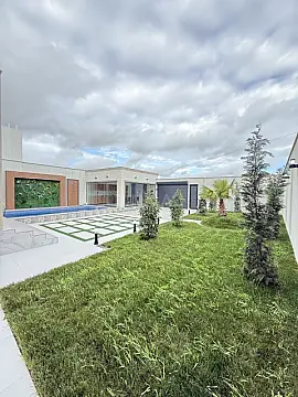 Satılır 4 otaqlı həyət evi 170 m²