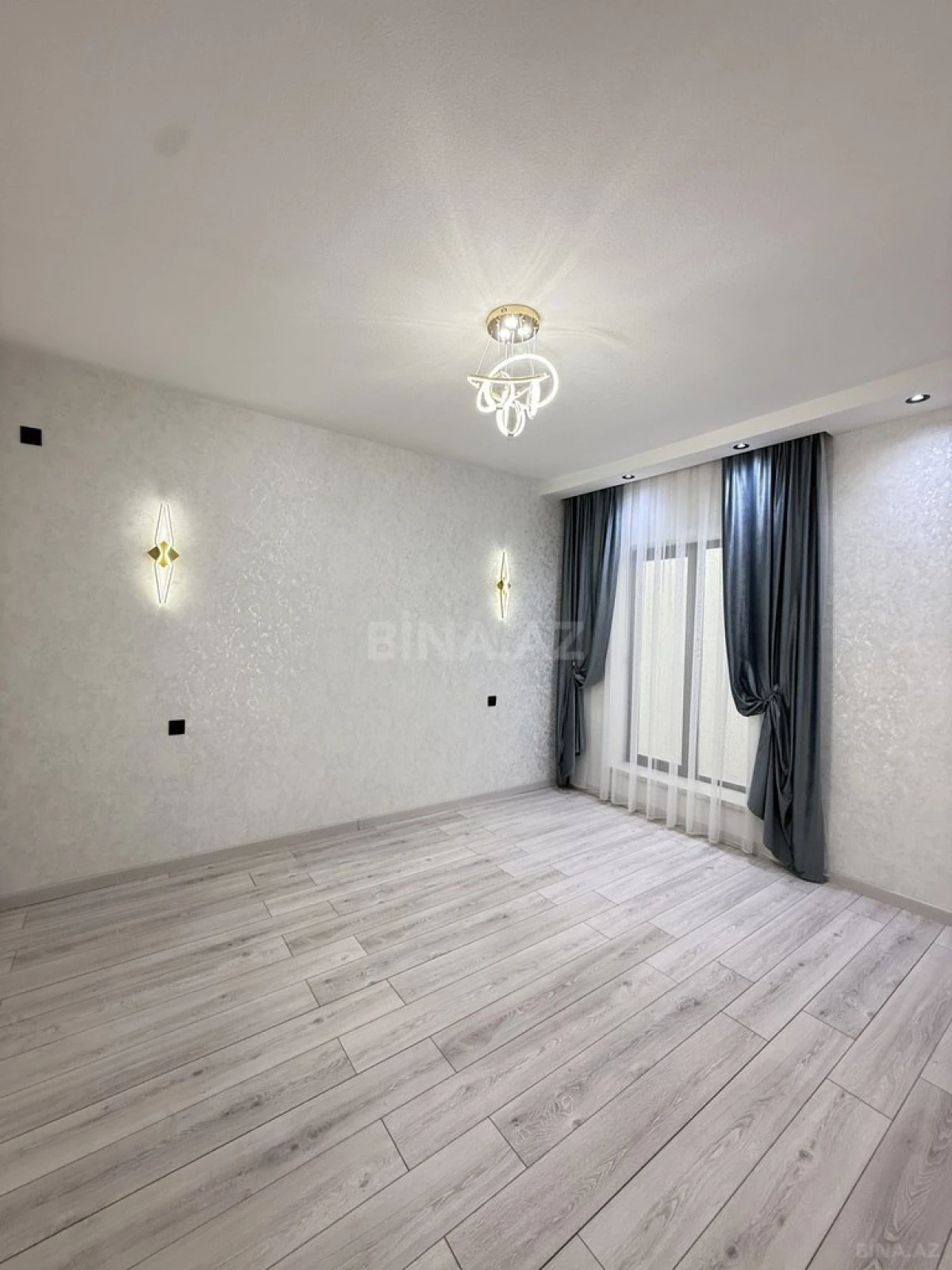 Satılır 4 otaqlı həyət evi 170 m²