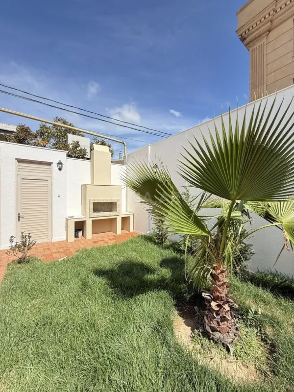 Satılır 4 otaqlı həyət evi 140 m²