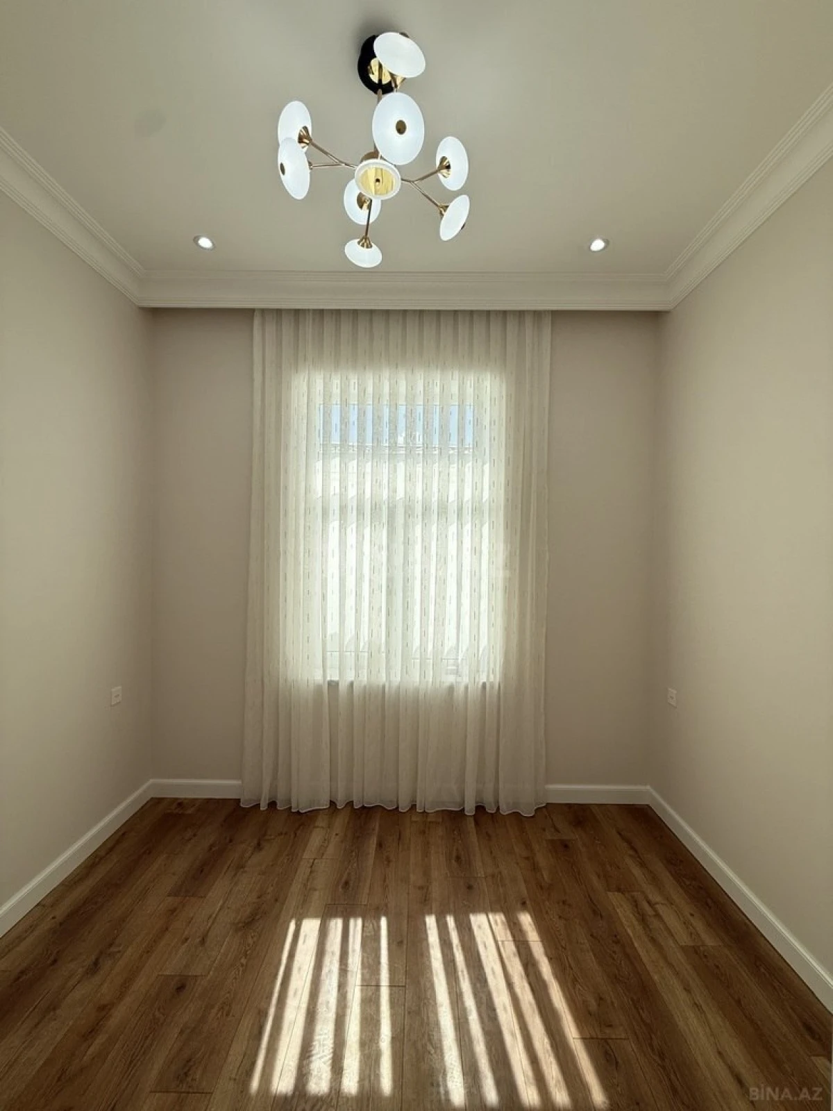 Satılır 4 otaqlı həyət evi 140 m²