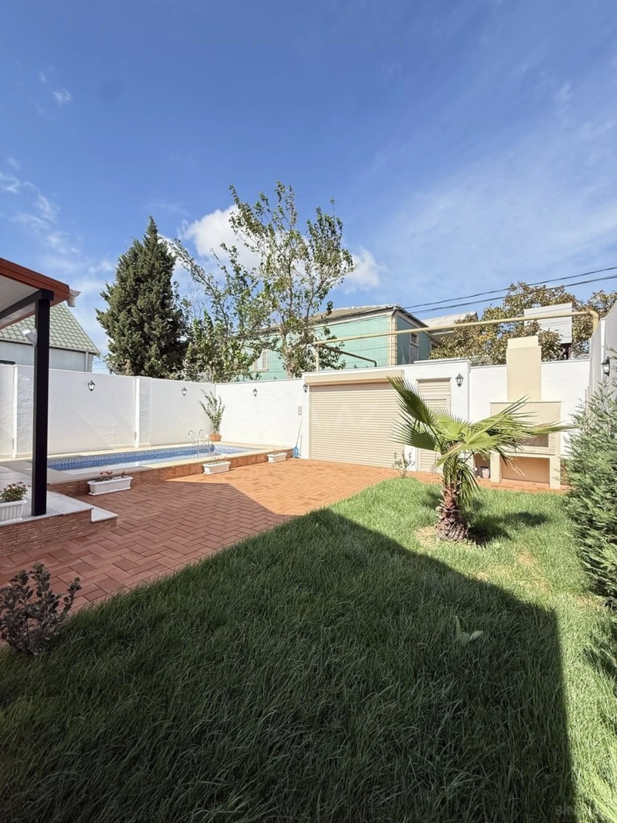 Satılır 4 otaqlı həyət evi 140 m²