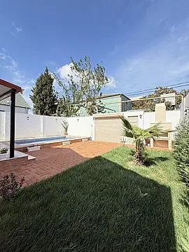 Satılır 4 otaqlı həyət evi 140 m²