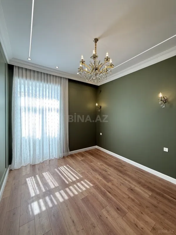 Satılır 4 otaqlı həyət evi 140 m²