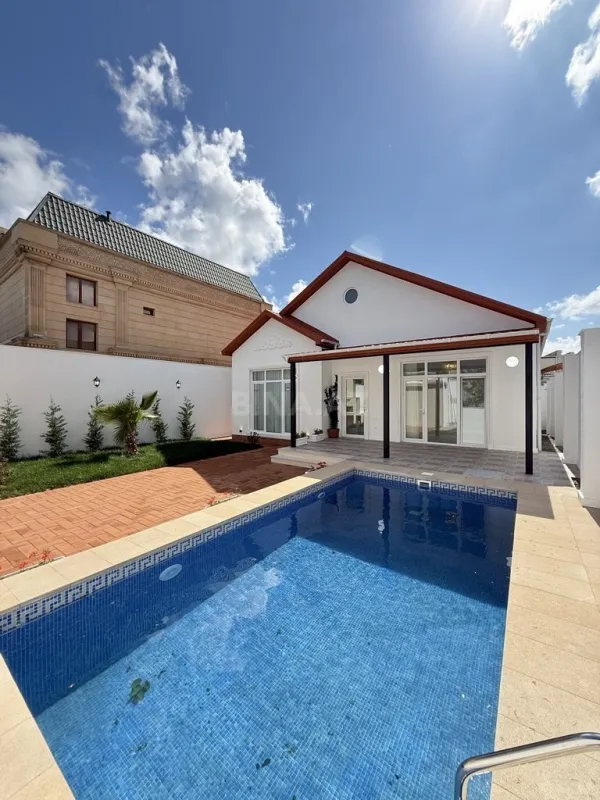 Satılır 4 otaqlı həyət evi 140 m²