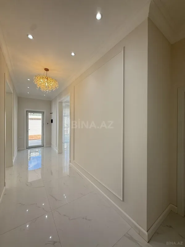Satılır 4 otaqlı həyət evi 140 m²