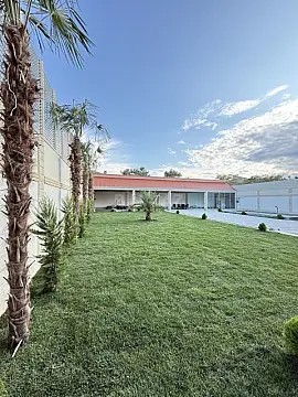 Satılır 5 otaqlı həyət evi 300 m²