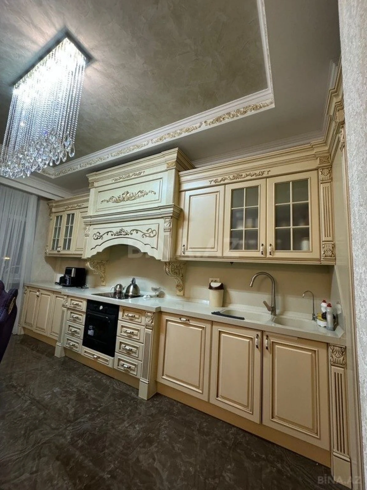 Kirayə verilir 3 otaqlı mənzil 110 m²