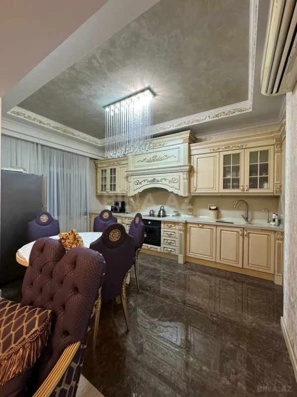 Kirayə verilir 3 otaqlı mənzil 110 m²