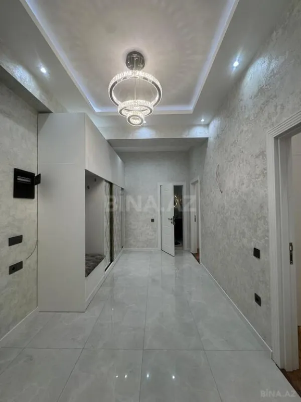 Kirayə verilir 3 otaqlı mənzil 105 m²