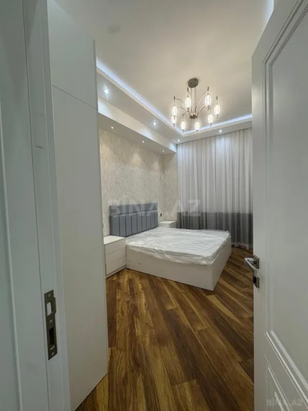Kirayə verilir 3 otaqlı mənzil 105 m²