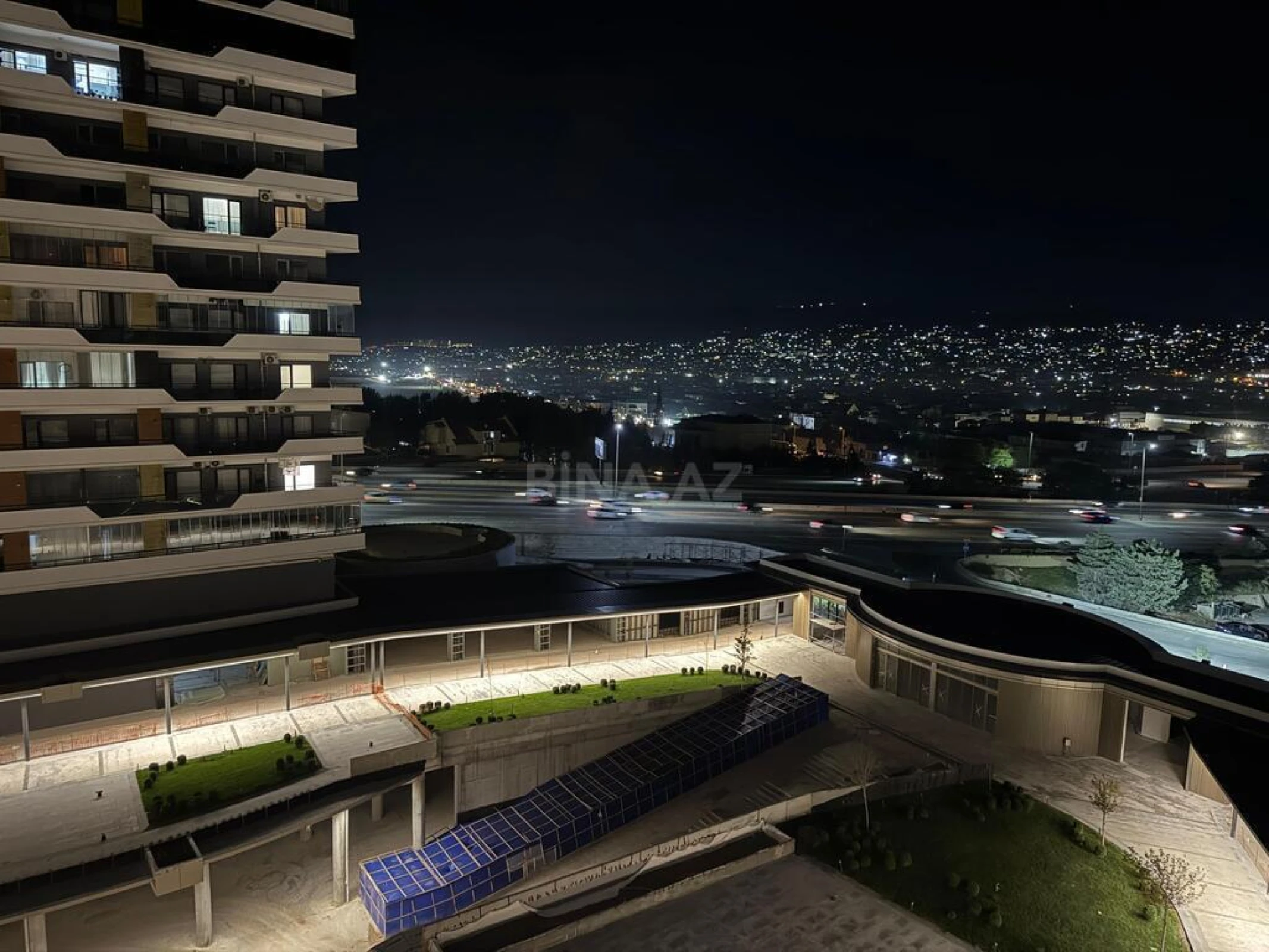 Kirayə verilir 3 otaqlı mənzil 105 m²