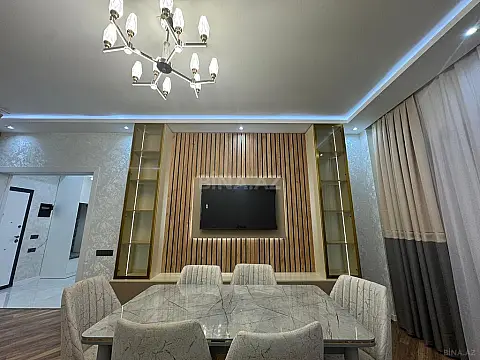 Kirayə verilir 3 otaqlı mənzil 105 m²