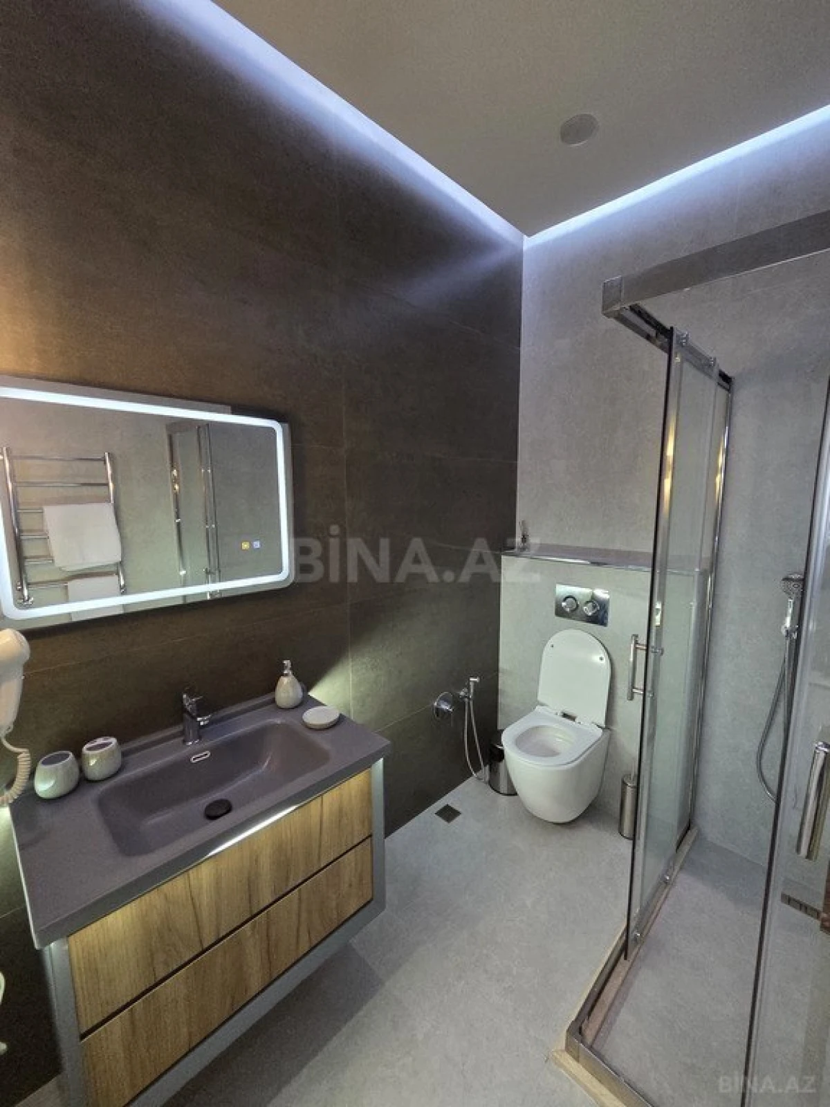Satılır 4 otaqlı həyət evi 230 m²