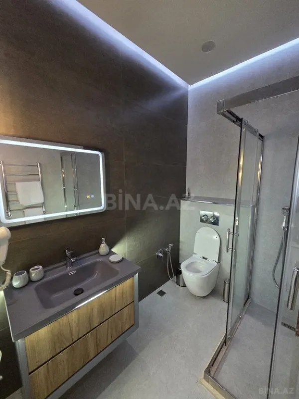 Satılır 4 otaqlı həyət evi 230 m²
