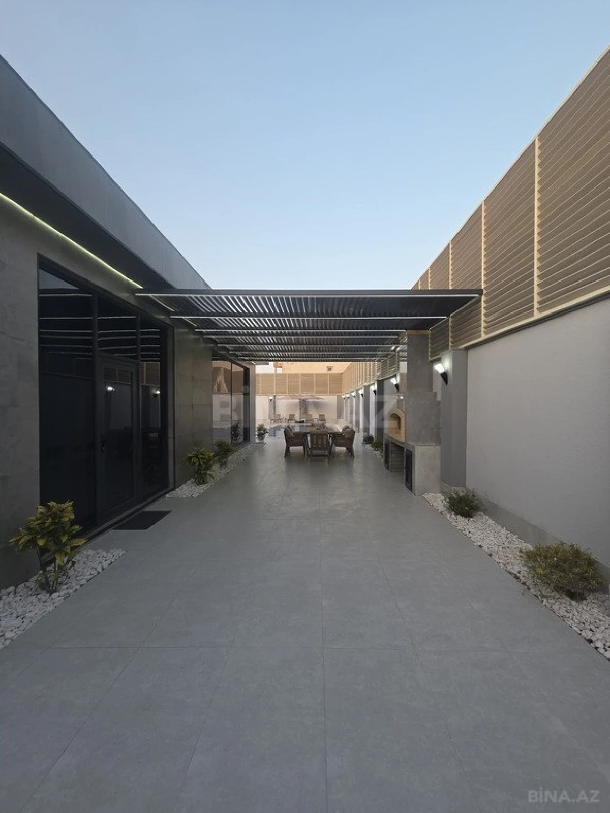 Satılır 4 otaqlı həyət evi 230 m²