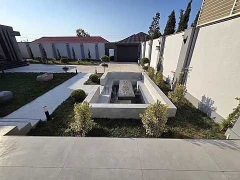 Satılır 4 otaqlı həyət evi 230 m²
