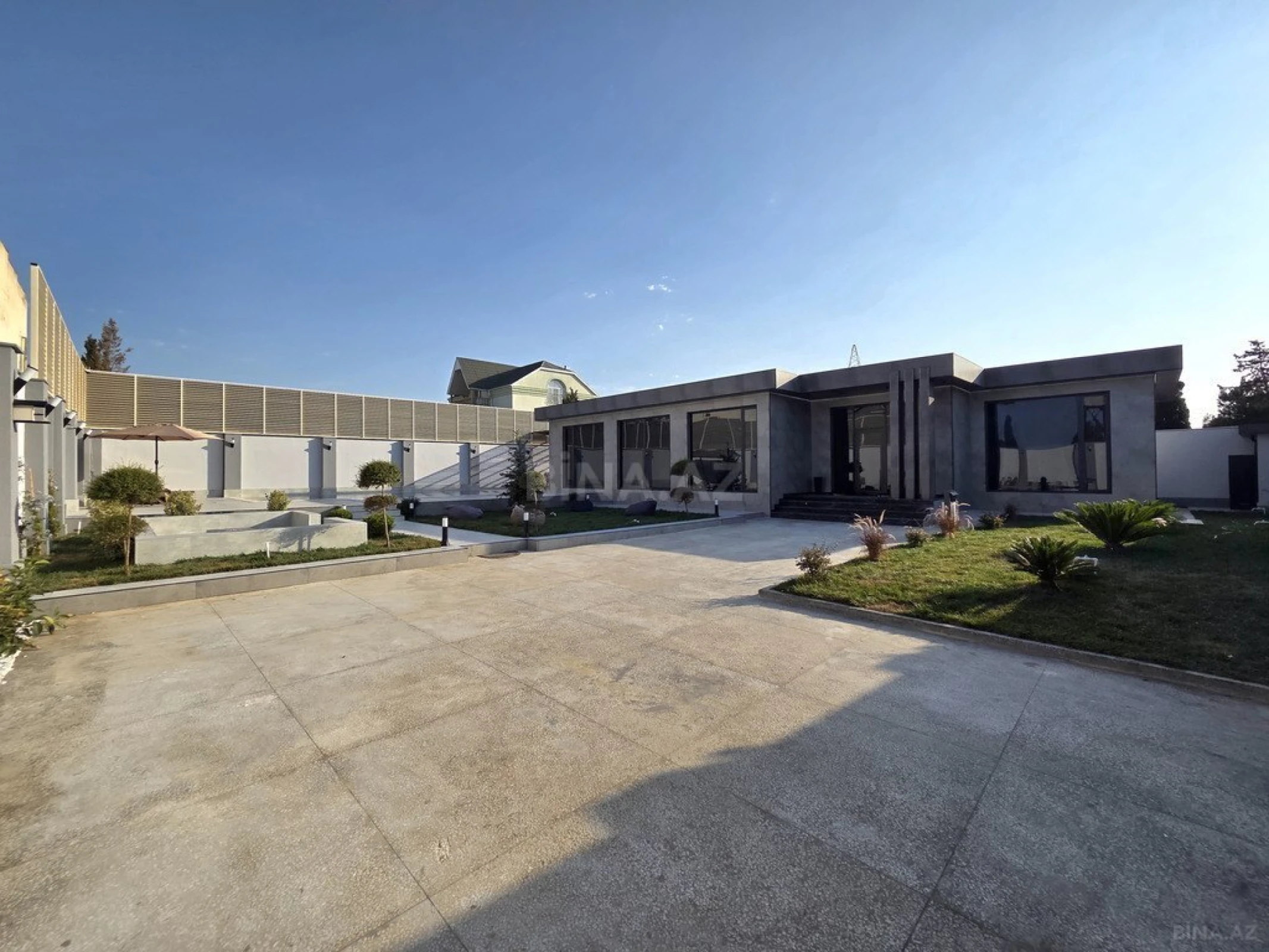 Satılır 4 otaqlı həyət evi 230 m²