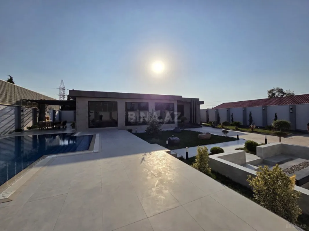 Satılır 4 otaqlı həyət evi 230 m²