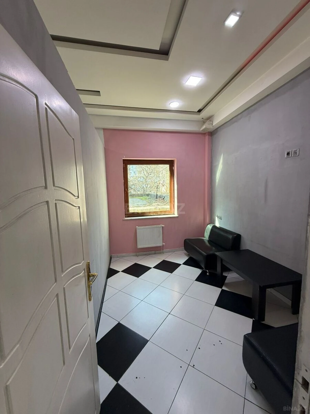 Kirayə verilir obyekt 100 m²