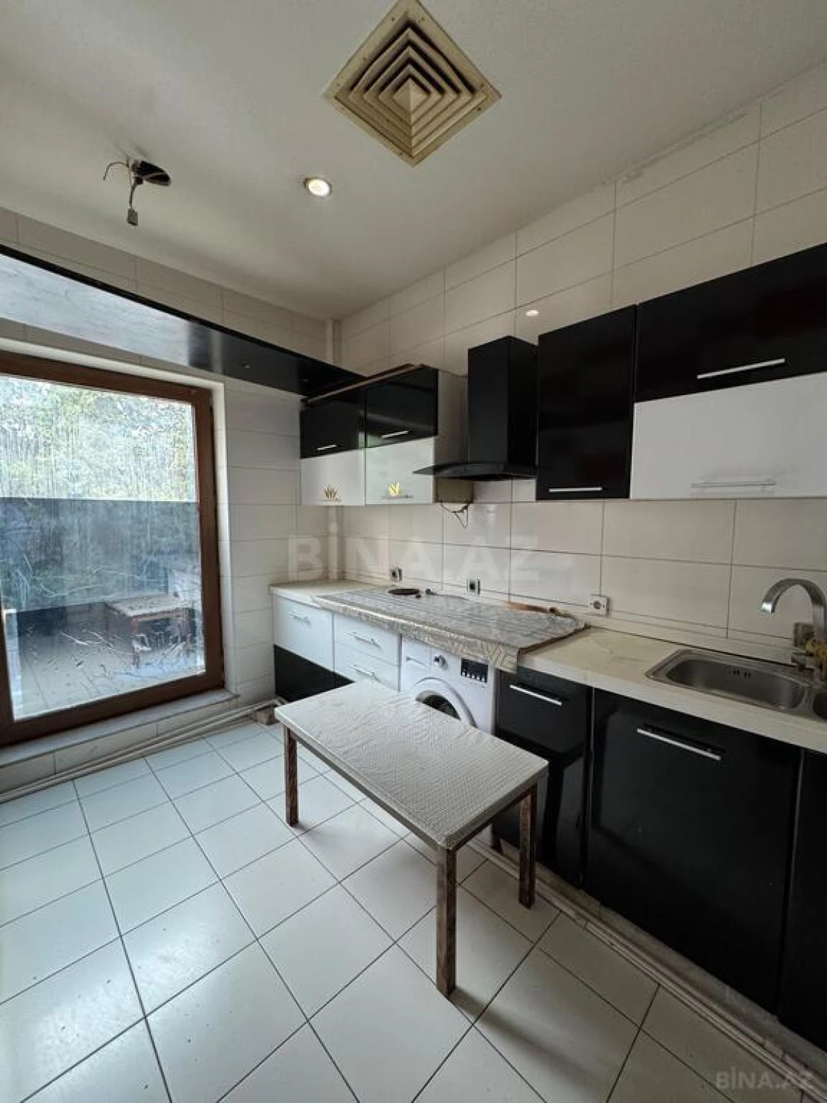 Kirayə verilir obyekt 100 m²