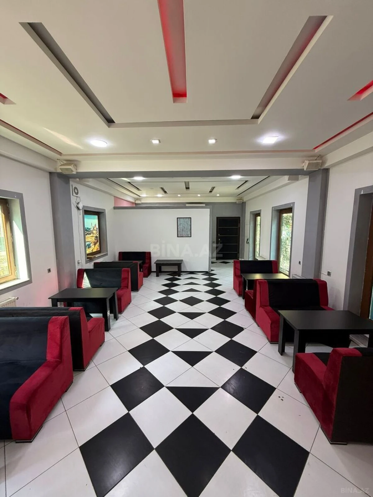 Kirayə verilir obyekt 100 m²