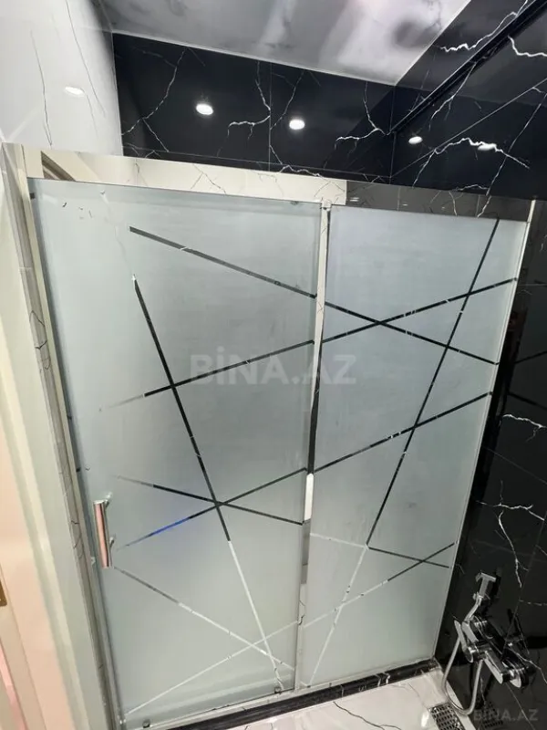 Kirayə verilir 2 otaqlı mənzil 80 m²