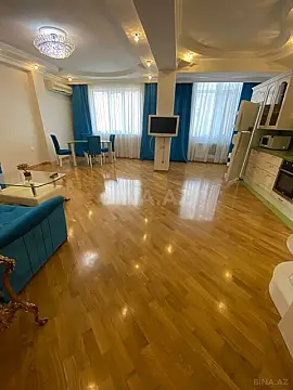 Kirayə verilir 2 otaqlı mənzil 78 m²