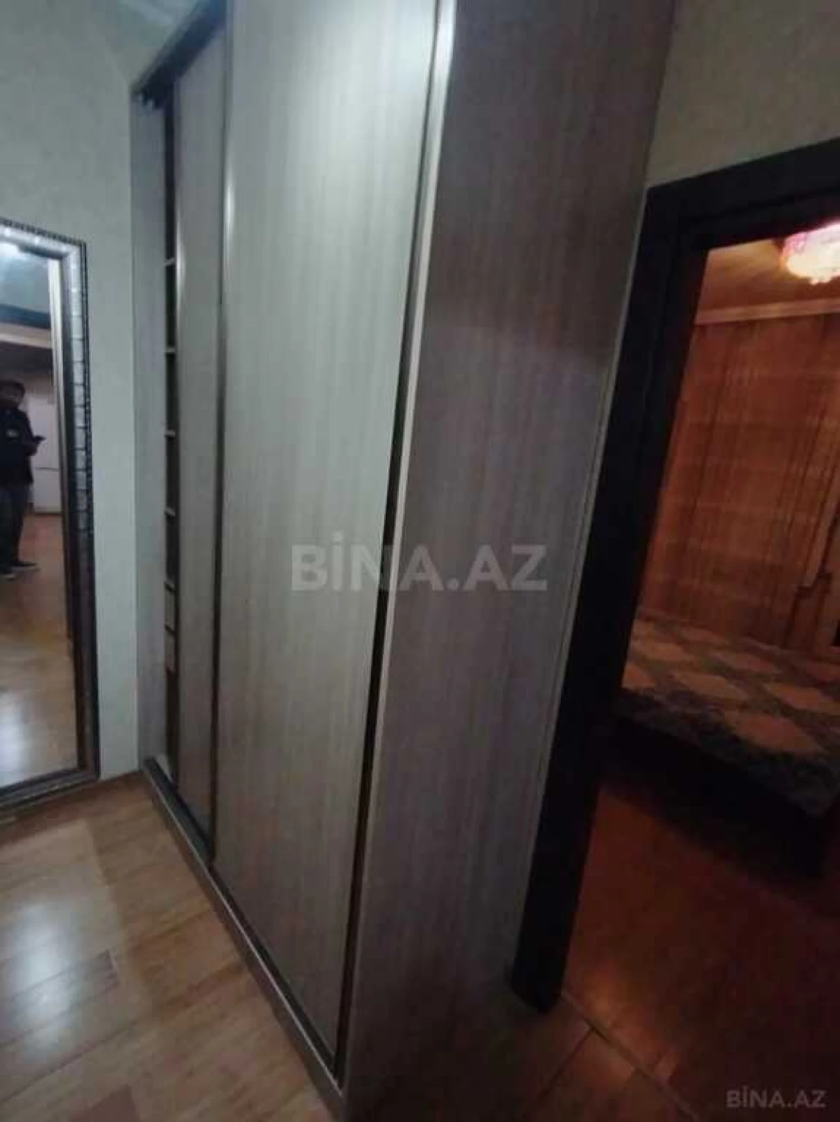 Kirayə verilir 2 otaqlı mənzil 60 m²