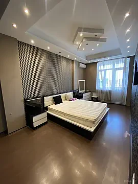 Satılır 3 otaqlı mənzil 130 m² — Bakı, Yasamal 3 otaq 130.00 m²