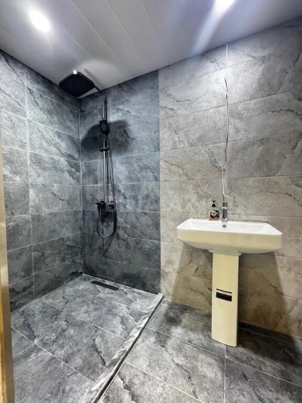 Kirayə verilir 3 otaqlı ofis 90 m²