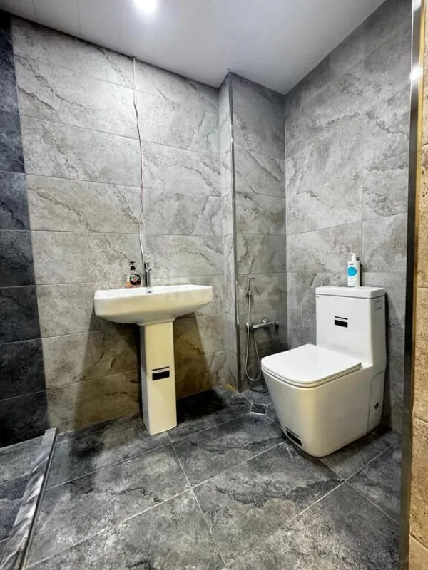 Kirayə verilir 3 otaqlı ofis 90 m²