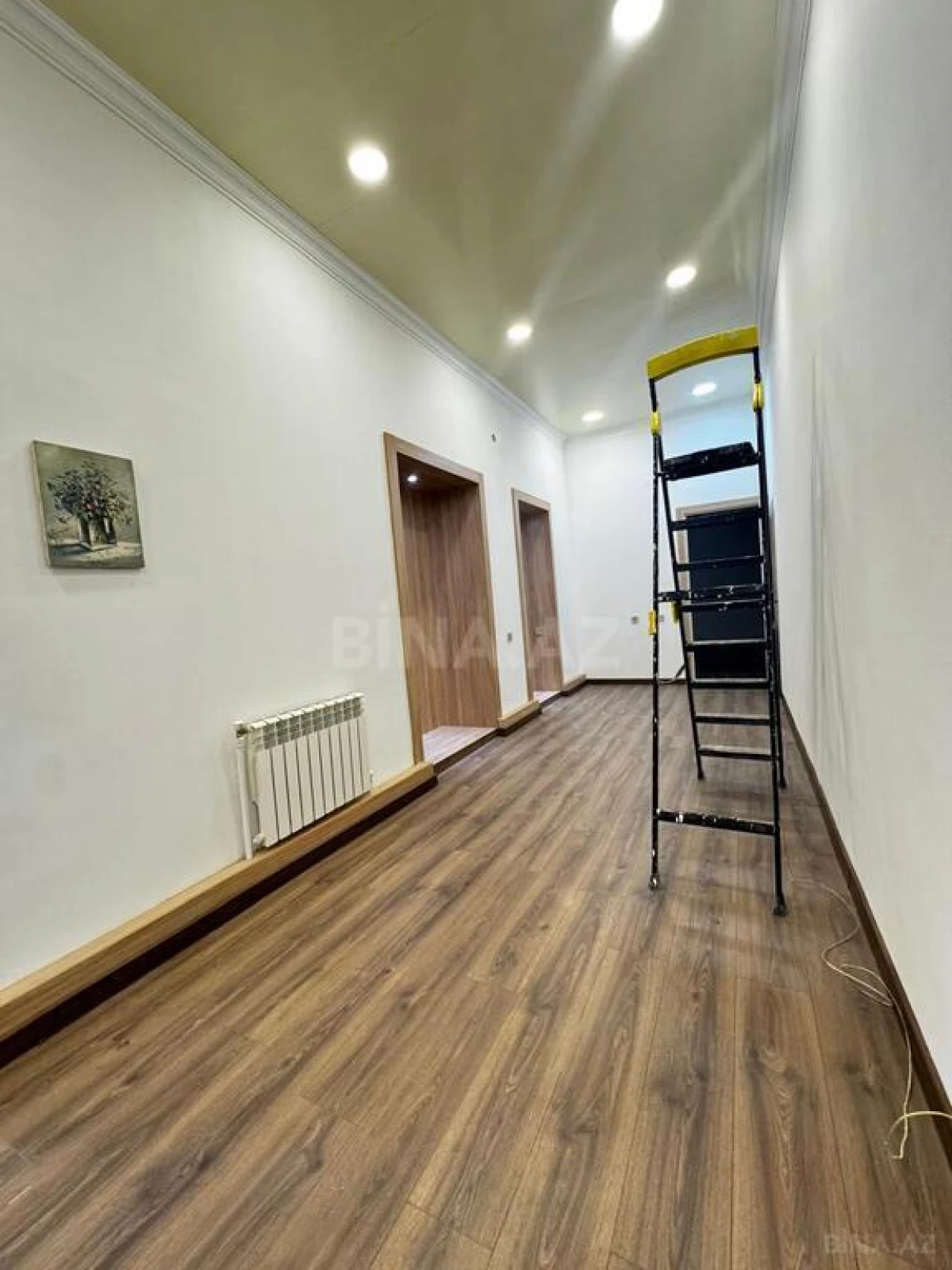 Kirayə verilir 3 otaqlı ofis 90 m²