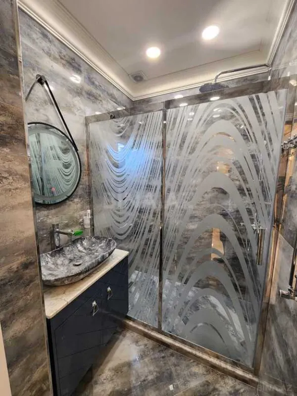 Kirayə verilir 2 otaqlı mənzil 107 m²