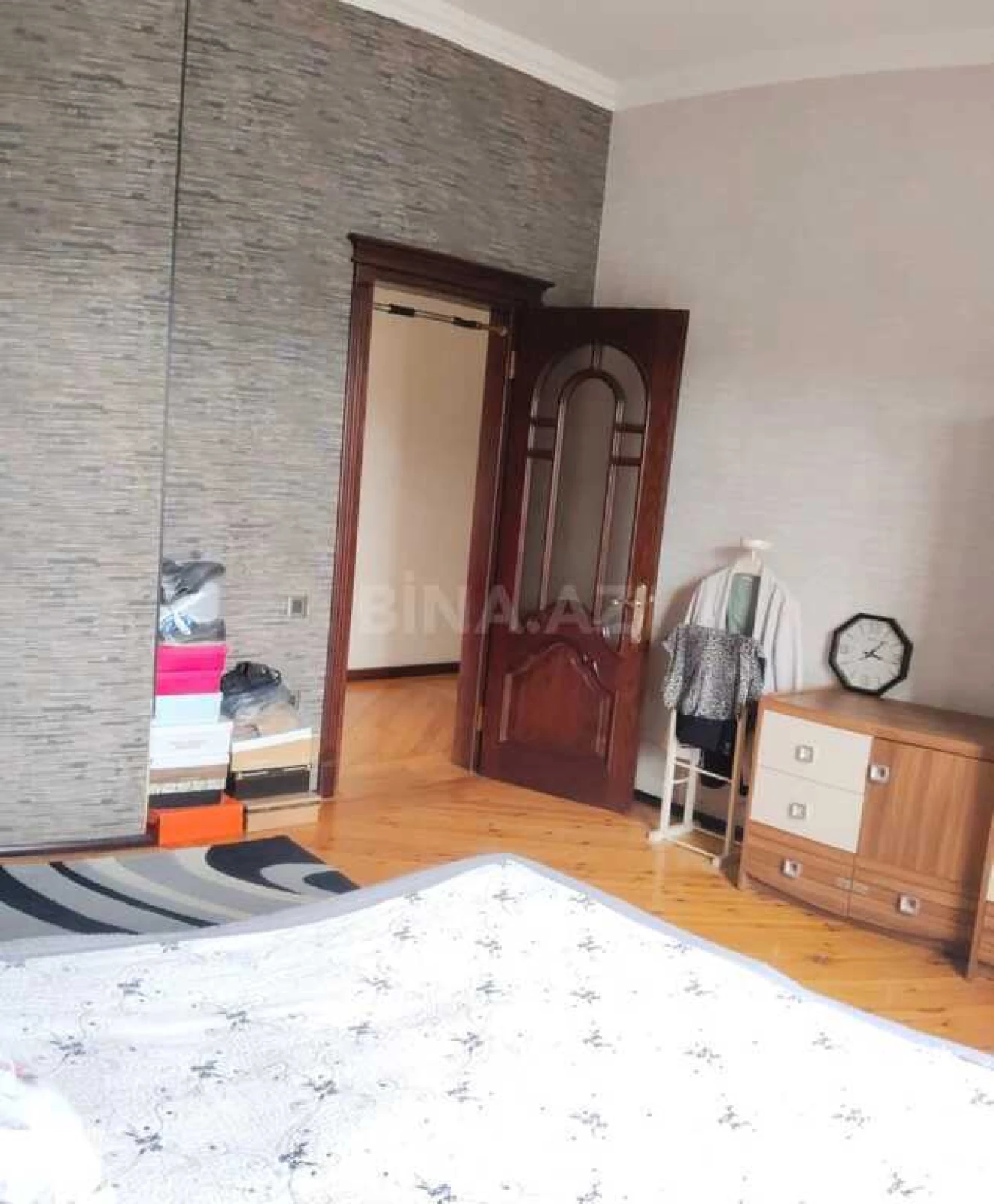 Satılır 8 otaqlı həyət evi 630 m²