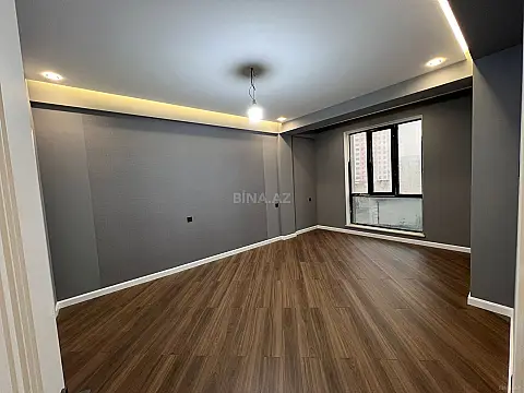 Satılır 4 otaqlı mənzil 138 m²