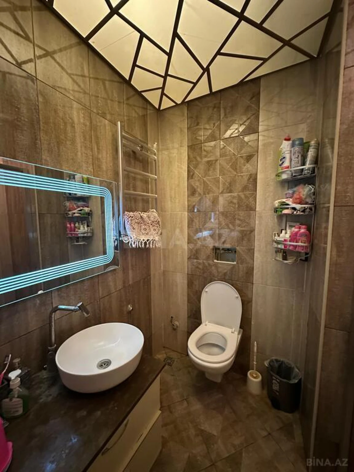 Satılır 4 otaqlı mənzil 150 m²