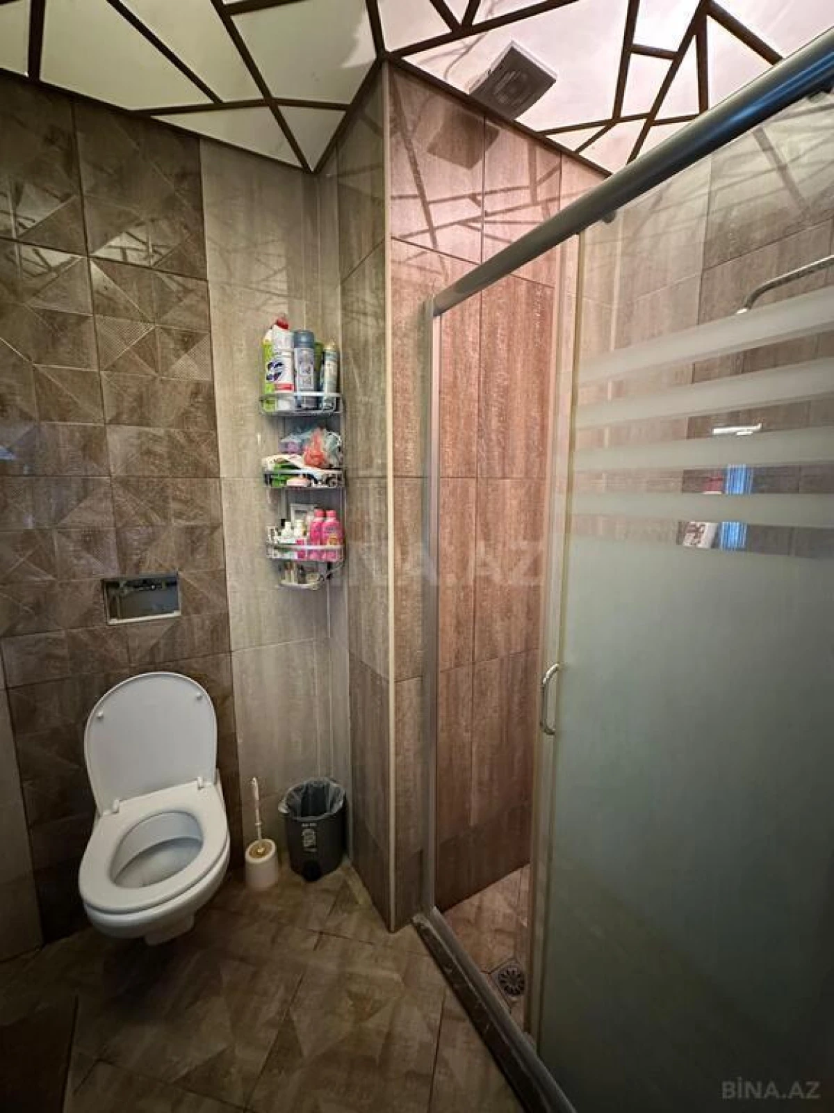 Satılır 4 otaqlı mənzil 150 m²