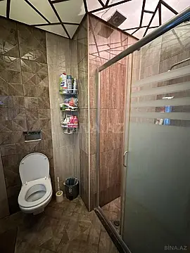 Satılır 4 otaqlı mənzil 150 m²