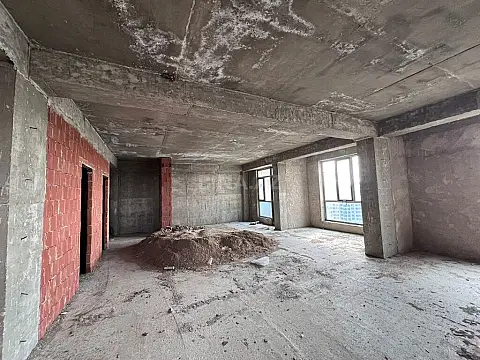 Satılır 3 otaqlı mənzil 112.1 m²