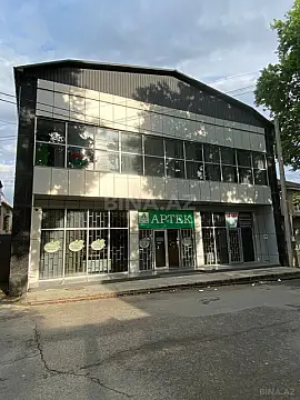 Satılır obyekt 300 m²