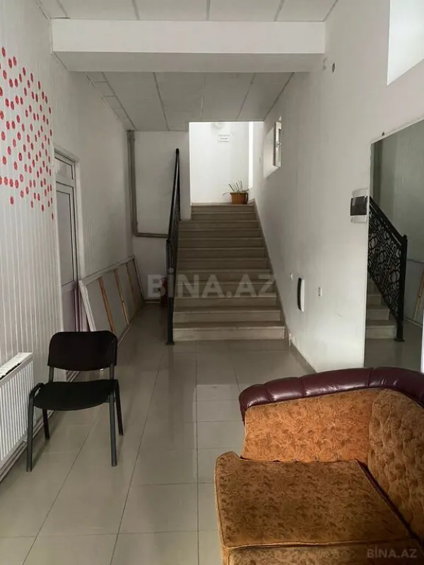 Satılır obyekt 300 m²